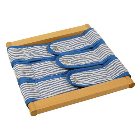 Toddler Dressing Frame: Snapping