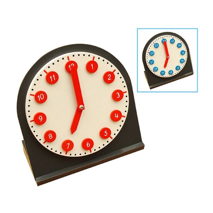 Clock With Moveable Hands